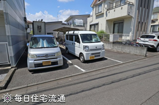 【駐車場】