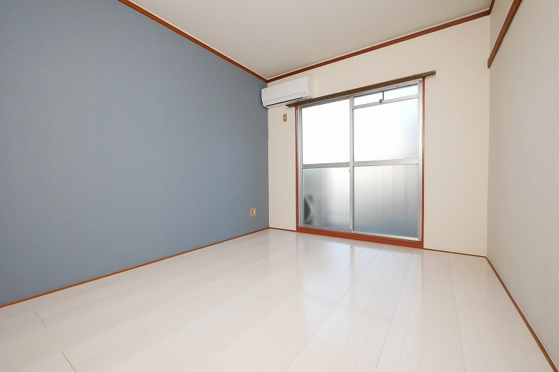 Sunny 長束の居間・リビング|Sunny 長束 203号室