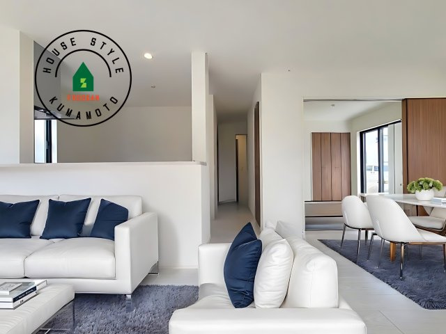 熊本市東区保田窪3丁目第1-2棟（19号棟）　の居間・リビング|キッチンからリビングをしっかり確認できます。家族の笑顔があふれる空間になりそうですね。※家具はCGを合成したものです。