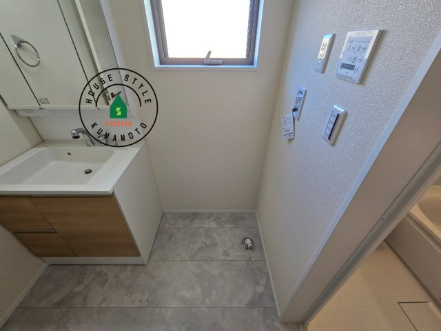 熊本市西区横手5丁目第2-3棟(3号棟)のランドリースペース|ランドリースペースとなります。広々して有効的にご使用できます。 