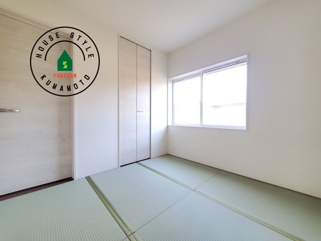 熊本市西区横手5丁目第2-3棟(2号棟)の内観：施工例|和室を上手に活用すると暮らし方の幅が広がります。例えば普段は開け放して、子供の小さいうちはお昼寝や遊びのスペースに。畳はソフトなので転んでもケガをしにくく安心です