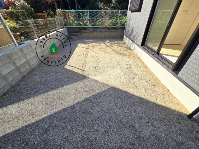 熊本市西区横手5丁目第2-3棟(1号棟)の庭|お庭で自由な時間を過ごせます。