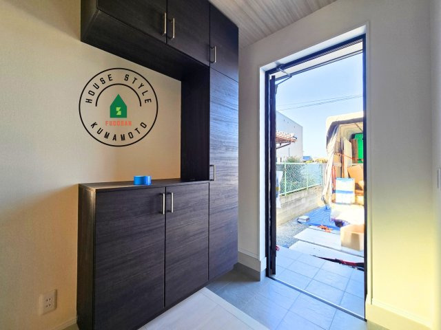 熊本市西区横手5丁目第2-3棟(1号棟)の防犯設備|二重ロックでしっかり防犯対策ができます。