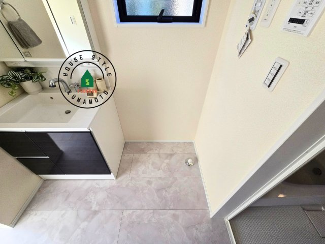 熊本市西区横手5丁目第2-3棟(1号棟)のランドリースペース|ランドリースペースとなります。広々して有効的にご使用できます。 