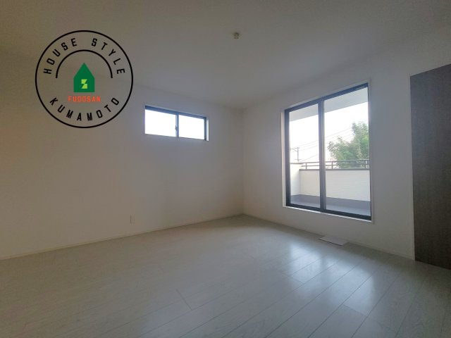 合志市合生第2-2棟（1号棟）　の寝室|主寝室には収納力に優れたクローゼットがありますので、お部屋もすっきり片付きます。