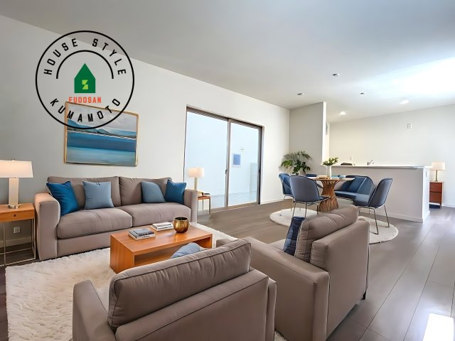 宇城市松橋町松橋第1-2棟（1号棟）の内観：施工例|明るく開放的なリビングダイニングは豊かな陽光が注ぎ込み、やすらぎの空間を演出してくれます。ご家族で楽しいひとときをお過ごし下さい。※家具はCGを合成したものです。