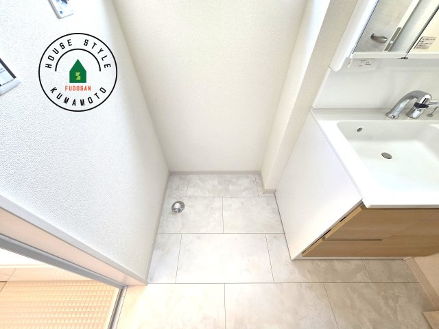 宇城市松橋町松橋第1-2棟（1号棟）の内観：施工例|追い炊きリモコン　システムバスはお風呂とリビングから操作可能です。