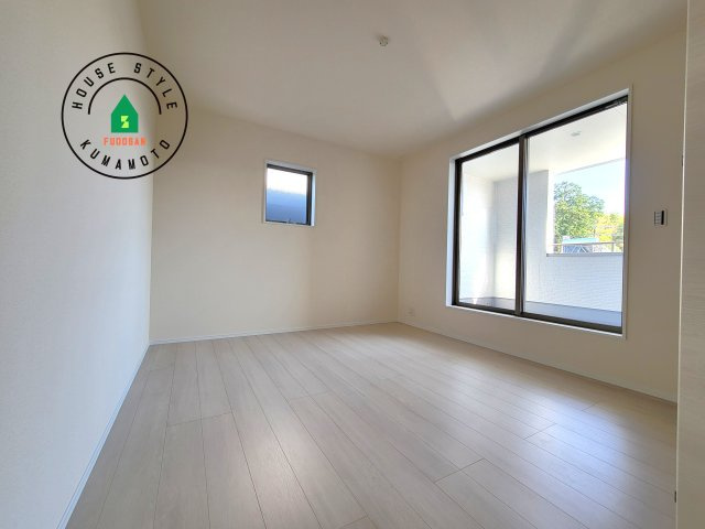 熊本市北区龍田7丁目第4-5棟（4号棟）の寝室|主寝室には収納力に優れたクローゼットがありますので、お部屋もすっきり片付きます。