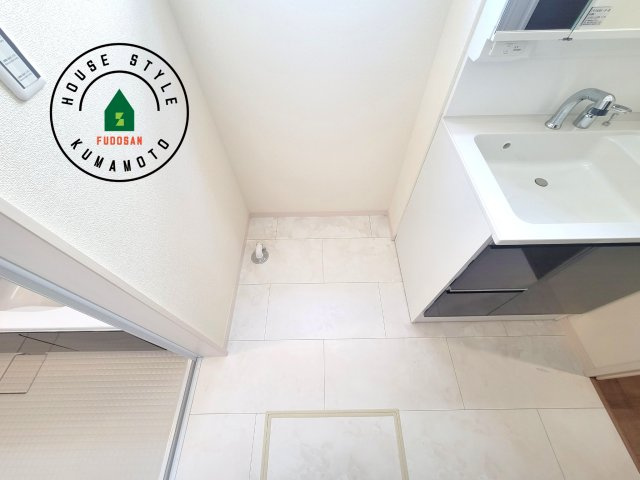 菊池市西寺第1-8棟（7号棟）のランドリースペース|ランドリースペースとなります。広々して有効的にご使用できます。 