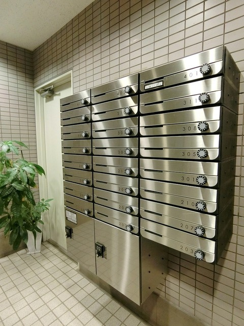 アークドルチェ　のエントランス|★宅配ボックス付きメールボックス★