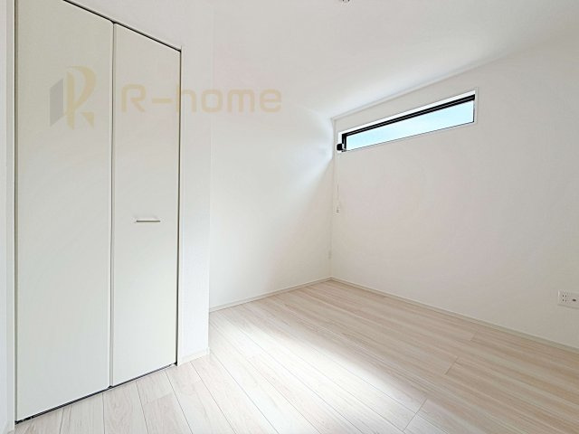つくば市古来1期　新築戸建て　2号棟の洋室|全居室に収納を完備♪スッキリとした快適な居住空間を確保！