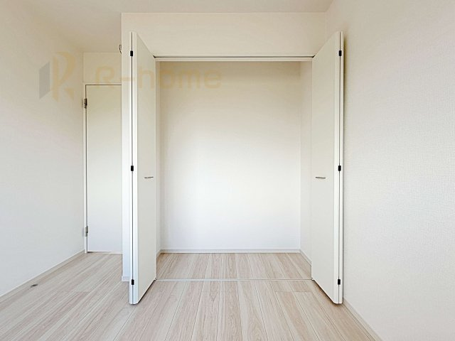 つくば市古来1期　新築戸建て　2号棟の洋室|全居室収納スペースを設置！充分な容量で居住空間もスッキリ♪