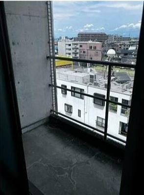 ２１ビルのバルコニー