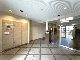 【エントランス】