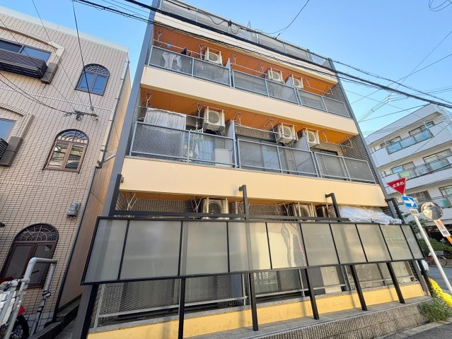 オプスMITSUYAの外観