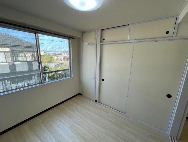 船橋市藤原1丁目　一棟売マンション　大規模修繕工事済みの洋室