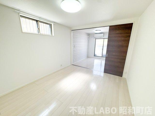  オルフェアメゾン清水丘壱番館の居間・リビング