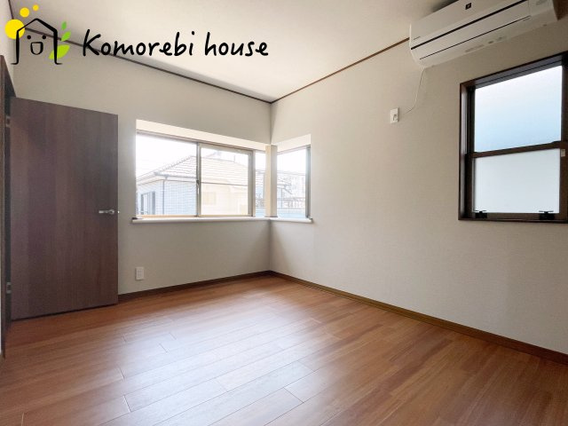 白岡市西2丁目　中古一戸建ての洋室|使い勝手のいい洋室です