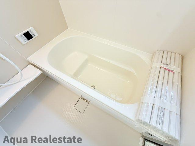 リーブルガーデン丸亀市郡家町第六の浴室|コンパクトで使いやすいお風呂です