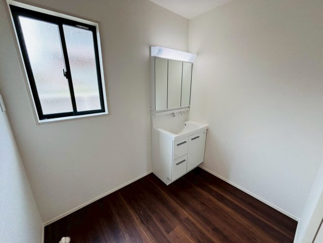 よかタウン／東区新外３丁目／1号棟の独立洗面台