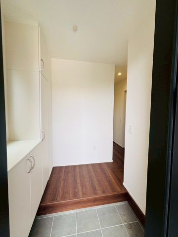 よかタウン／東区新外３丁目／1号棟の玄関