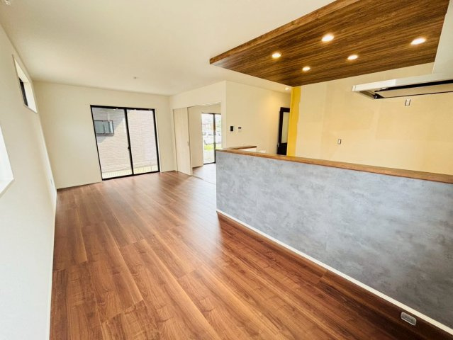 よかタウン／東区新外３丁目／1号棟の居間・リビング