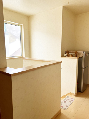 【内装】 | 南区石山1-6 車庫付一戸建 | ２階ホール