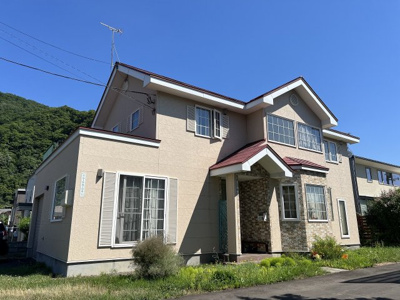 【外観】 | 南区石山1-6 車庫付一戸建 | 外観