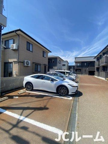 禅　Aの駐車場