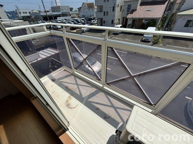 モルト・フェリーチェのバルコニー