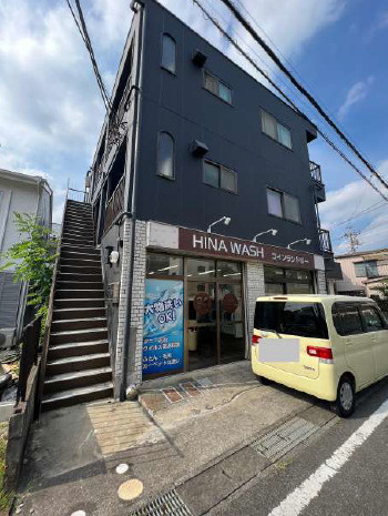 松戸市東平賀　店舗付き住宅　満室稼働中の外観