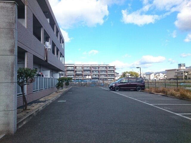 ナハトムジークの駐車場