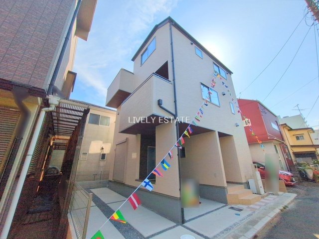 越谷市谷中町2丁目 新築分譲住宅の外観