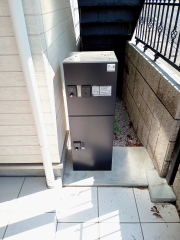 アザーレキュリオス生田の玄関