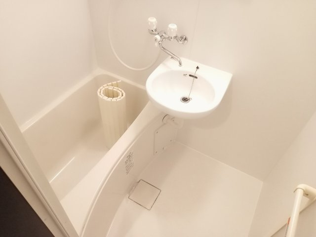 アザーレキュリオス生田の浴室