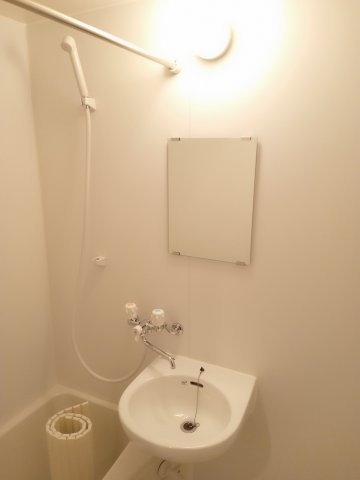 アザーレキュリオス生田の洗面所