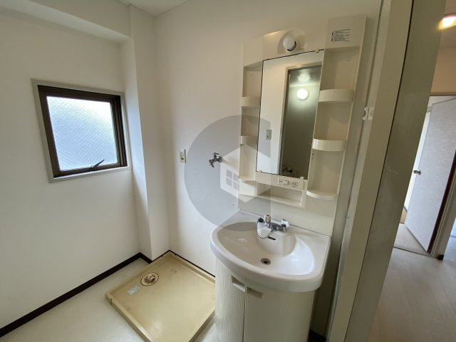 ベルメゾン伍の坪の洗面所