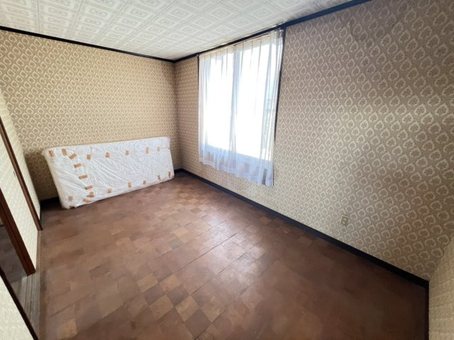 西宮町戸建ての洋室