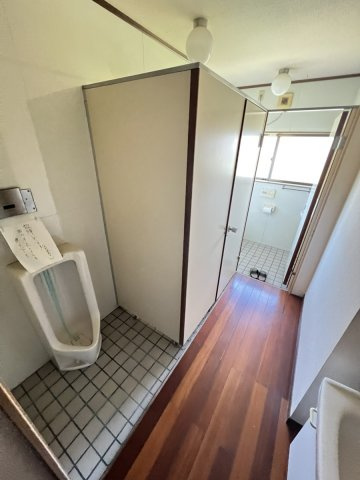 西宮町戸建てのトイレ