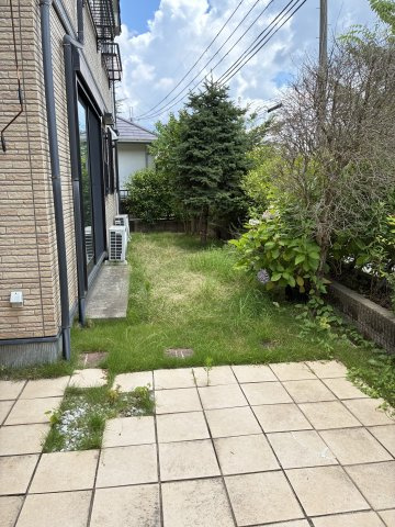 けやき坂１丁目　中古戸建の庭|開放的なお庭　ガーデニングも楽しめそうですね☆