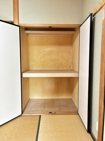 けやき坂１丁目　中古戸建の収納|１階和室収納