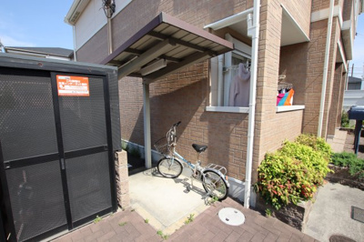 【その他共用部分】 | LIVELY HEIM Ⅱ | 駐輪場