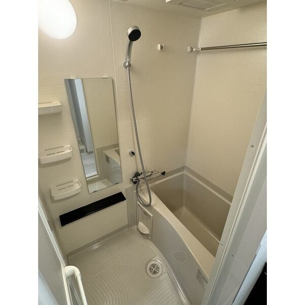 エステムコート名古屋新栄Ⅳネスト 名古屋市賃貸　仲介手数料無料の浴室