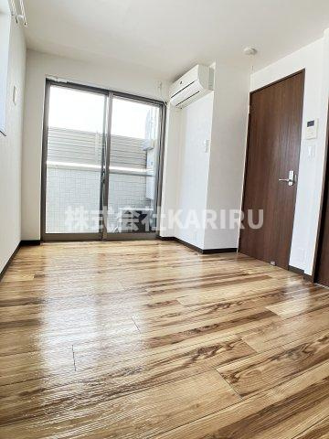 エテルナ都島 の居間・リビング