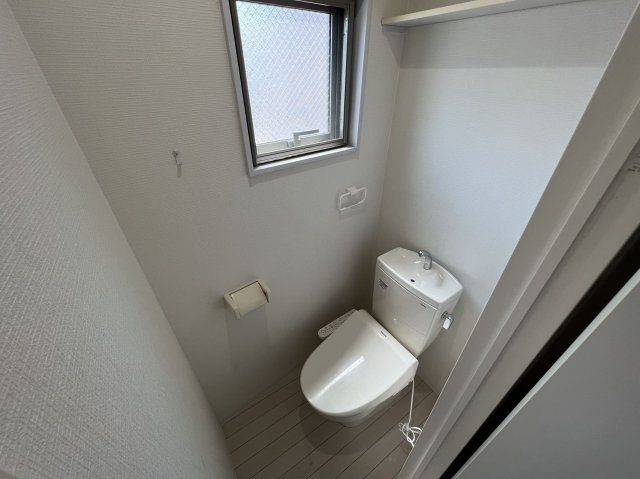 明賢マンションのトイレ|落ち着いたトイレです