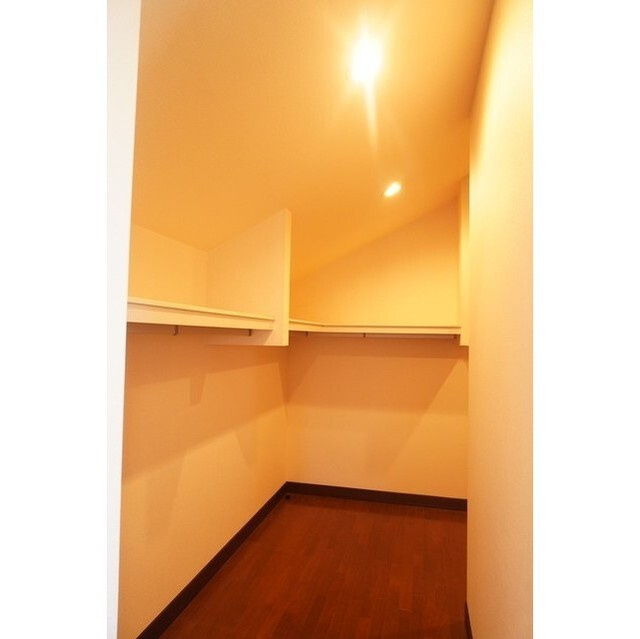 芦屋市山芦屋町１６番戸建の収納