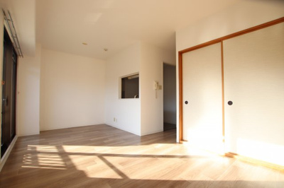 【居間・リビング】 | エイチ・ツー・オー河内長野Ⅱ