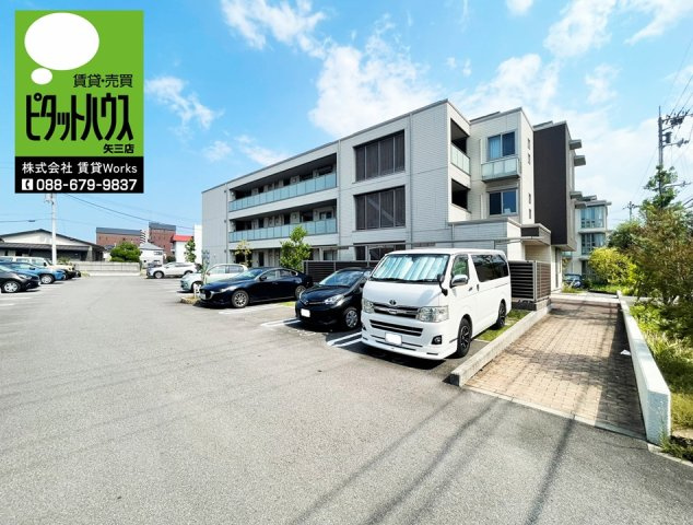 シャーメゾンガーデン福島　Ｂ棟