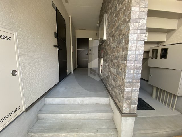 フジパレス瓜生堂5番館のロビー