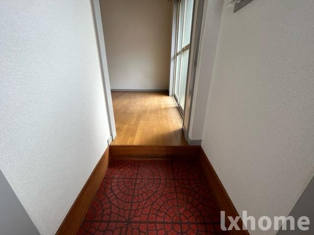隆起ハイツの玄関|ゆったりとした玄関です